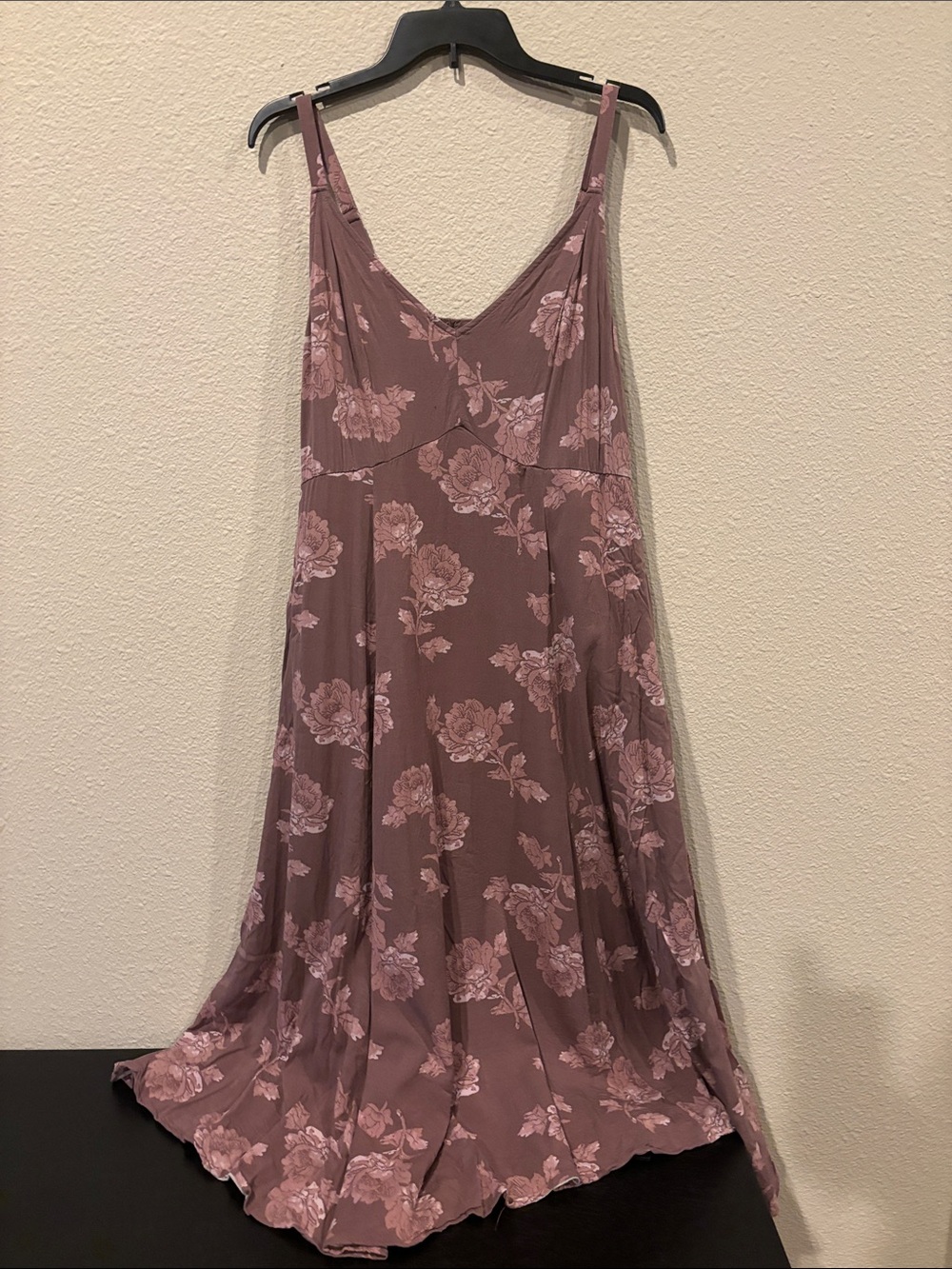 Torrid 0X Floral Midi Dress in Mauve Pink - Picture 7 of 9